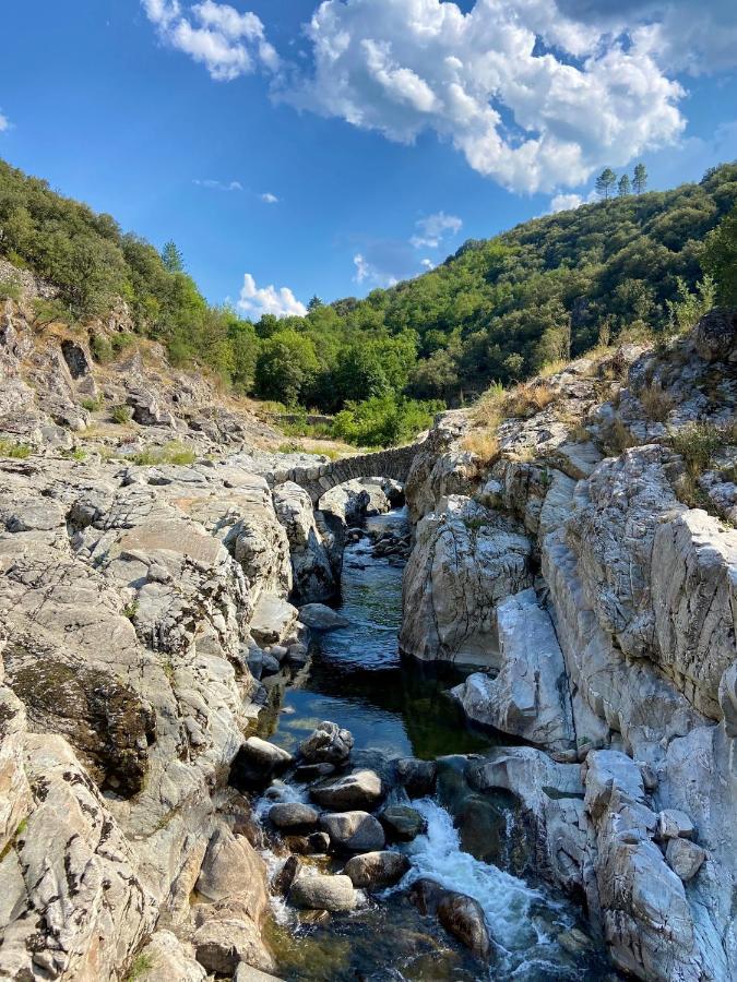 La Frigoule, Un Gite Au Coeur Du Parc Des Cevennes Generargues Esterno foto